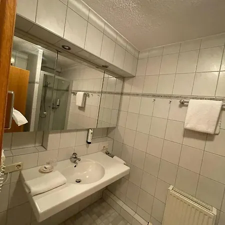 Astoria - Alexandra Kraemer Ek Hotel